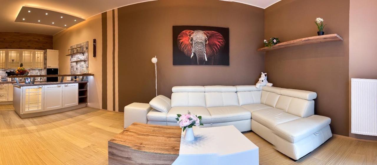 Apartment Dagmar Buresove Prague Exterior photo